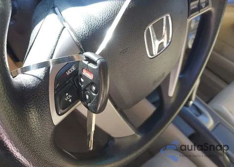 2011 Honda Accord 2.4 Lx из США, поврежденный, VIN 1HGCP2F34BA141271